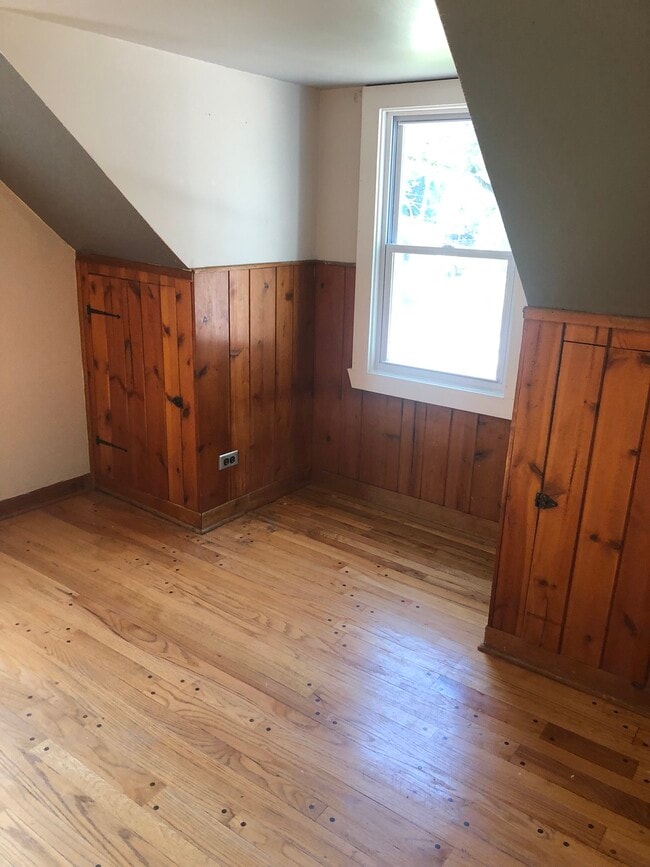 Building Photo - 317 N La Londe Ave