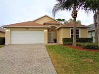 Building Photo - 520 Calamondin Way SW