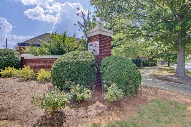 Building Photo - 289 Baldwin Ct