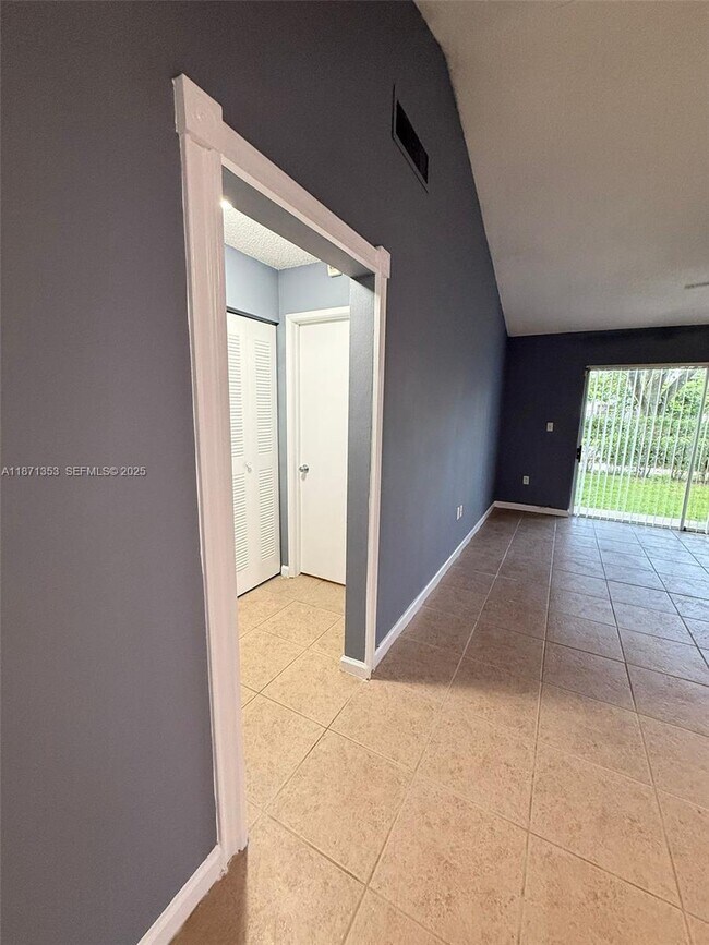 Building Photo - 4057 NW 90th Ave