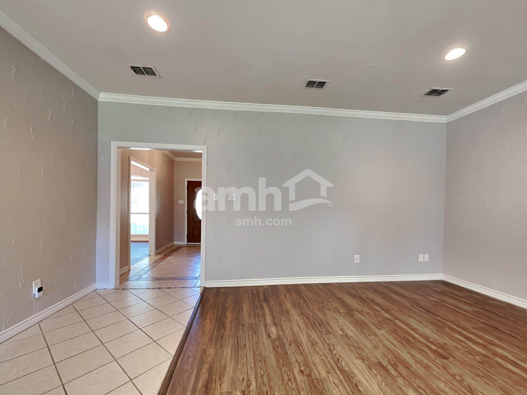 Building Photo - 135 Rim Rock Rd