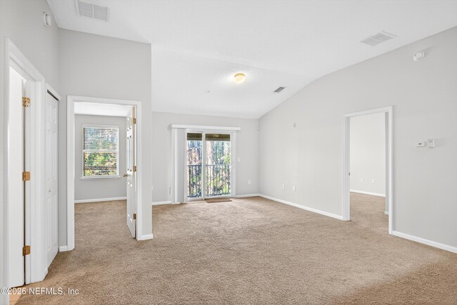 Building Photo - 8188 Cabin Lake Cir