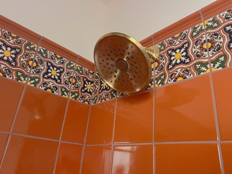 Bathroom - 1504 Grant St