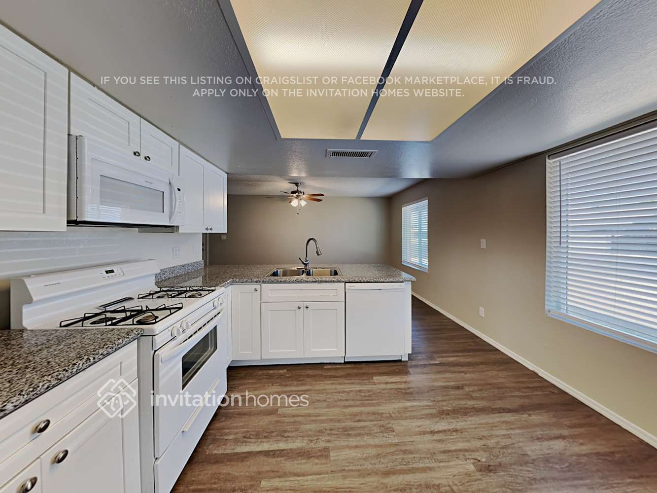 Building Photo - 4408 N 90th Dr