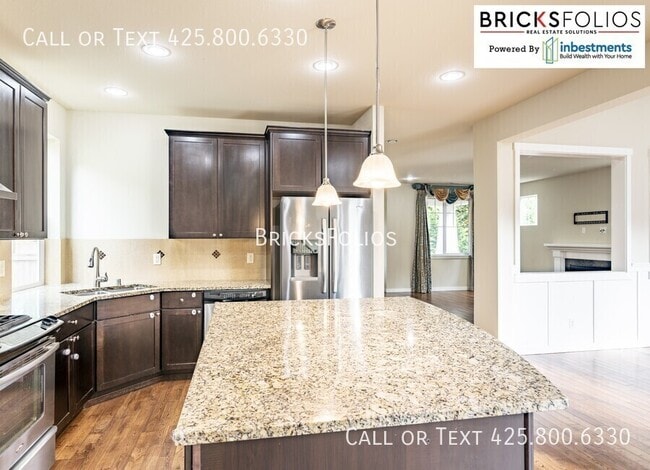 Building Photo - 10251 Eastridge Dr NE