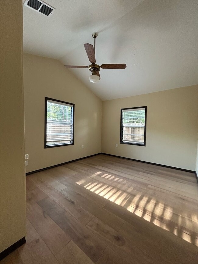 Building Photo - 9974 Elder