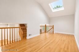 Building Photo - 18 Lucy Loop