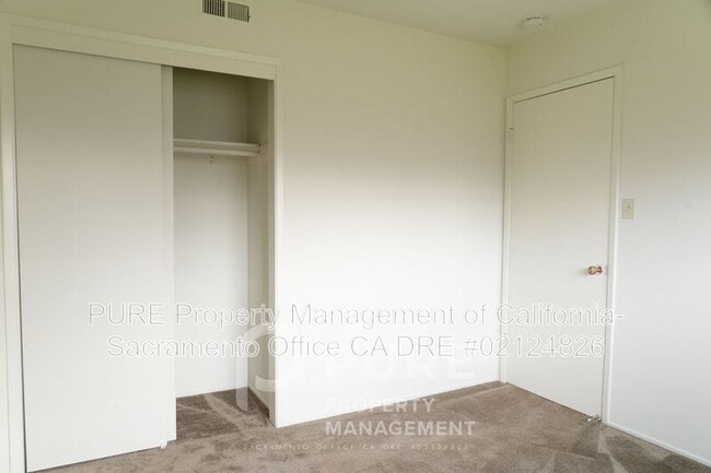 Building Photo - 9152 Cecile Way