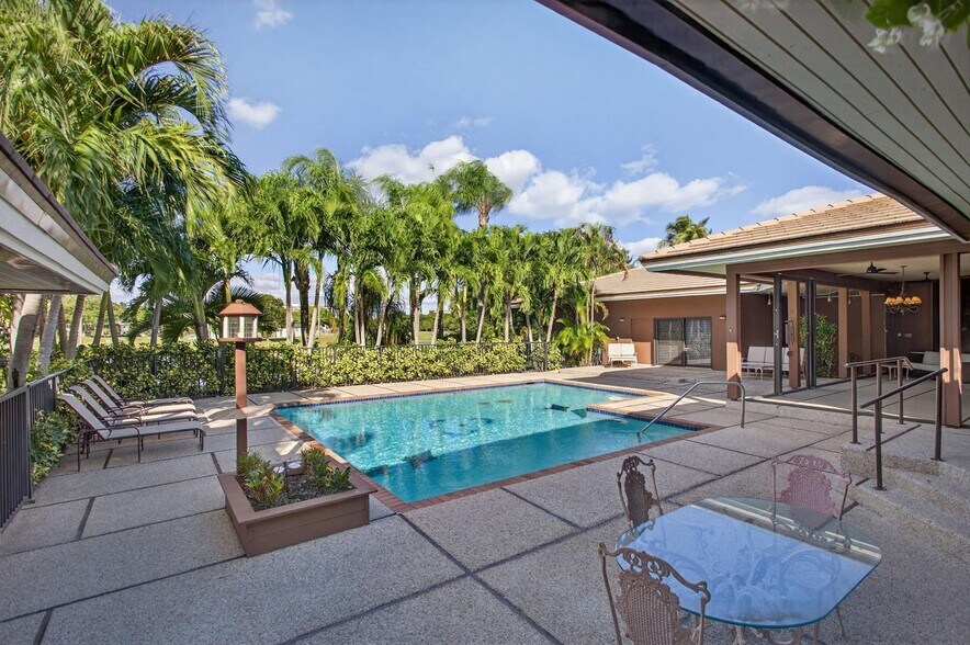 Building Photo - 3170 Estates Dr