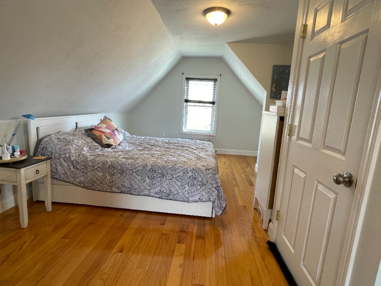 Building Photo - 196 Spring St