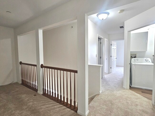 Building Photo - 171 Willoughby Ct