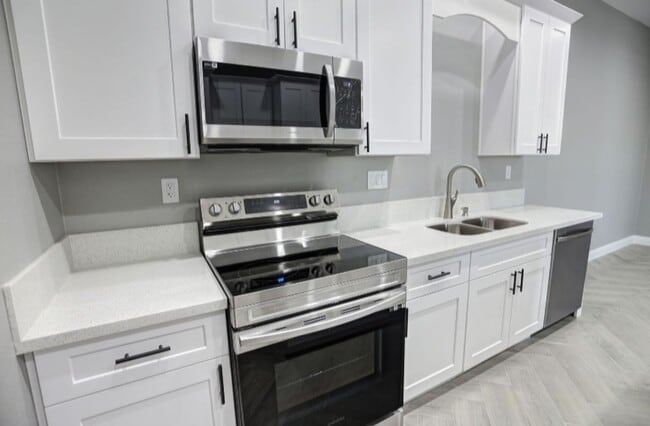 Building Photo - CALVADA VALLEY U3 - Galaxy Street