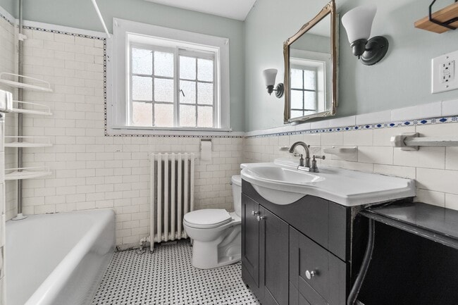 Building Photo - 5807 Callowhill St