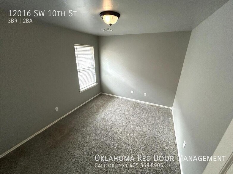 Building Photo - 12016 SW 10th St