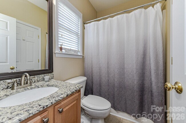 Building Photo - 10645 Castlehill Dr