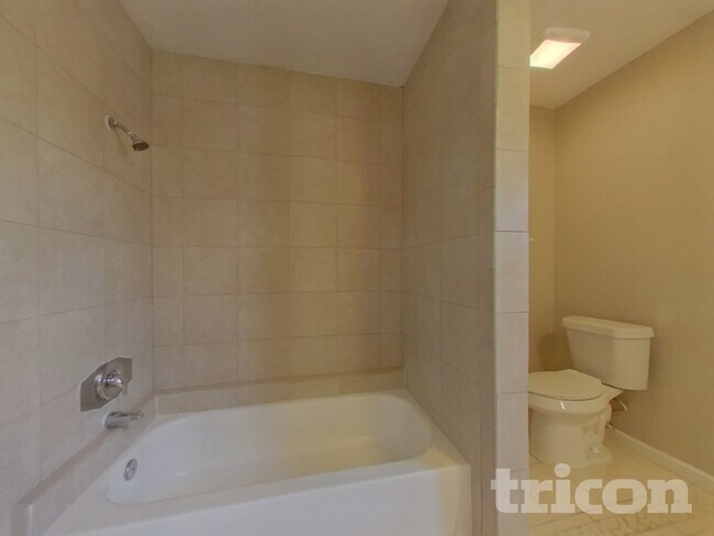 Building Photo - 15375 Hopedale Ln