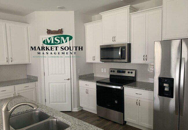 Building Photo - **APPLICATION PENDING!!!** SOUTHSIDE ~ THE COVE AT BRADLEY POINTE