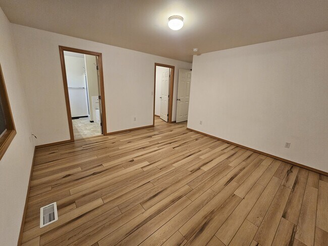 Building Photo - 508 Stickney Mountain Pl