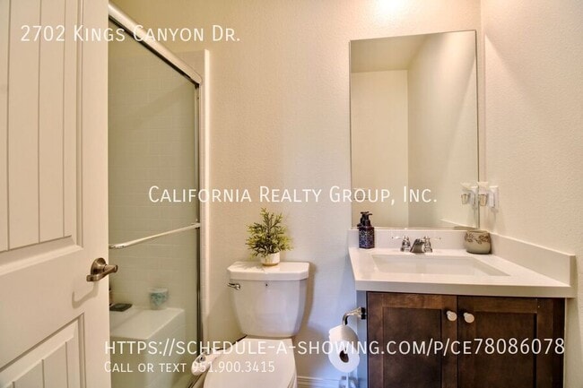 Building Photo - 2702 Kings Cyn Dr