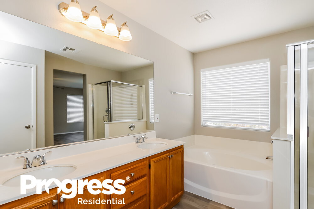 Building Photo - 11795 Bergamo Ct