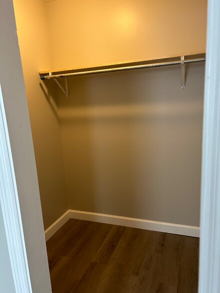 Building Photo - 222 State Rd S-42-941