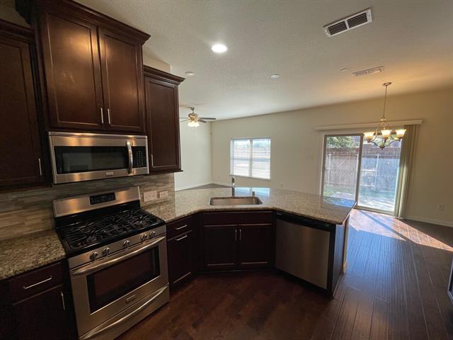 Building Photo - 4776 Bridgewater St