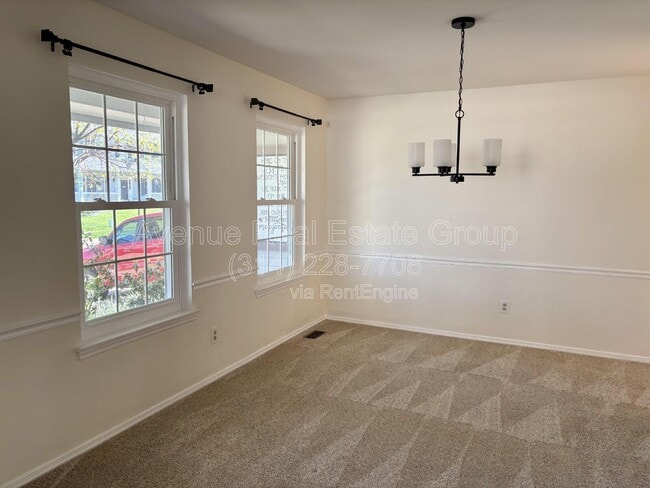 Building Photo - 419 Audubon Village Spur