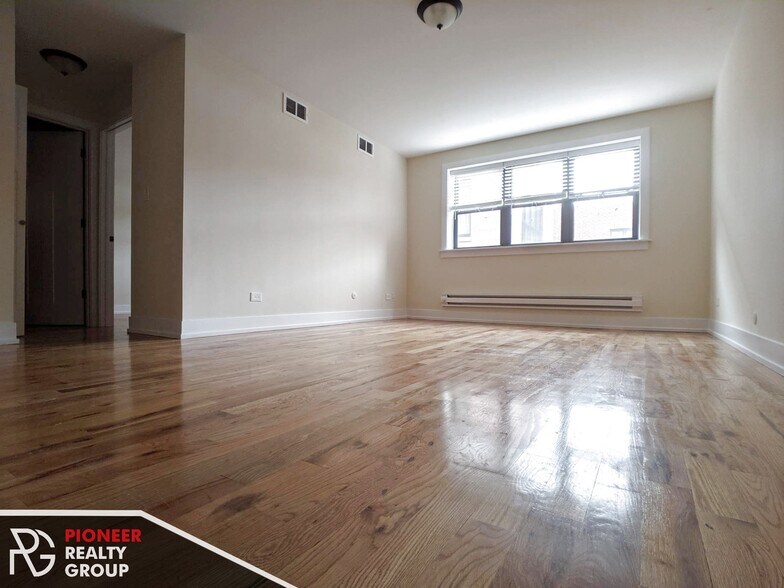 Building Photo - 537 W Arlington Pl