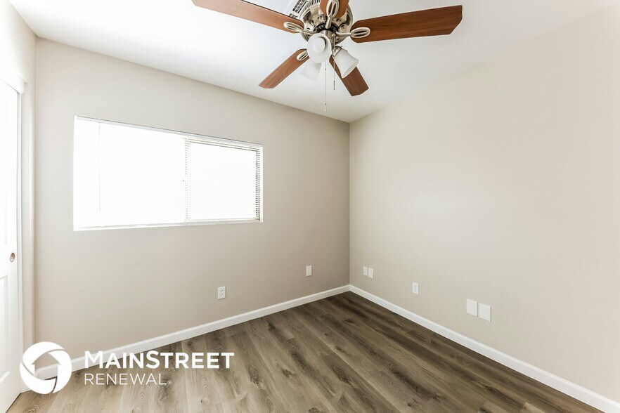 Building Photo - 12804 N B St