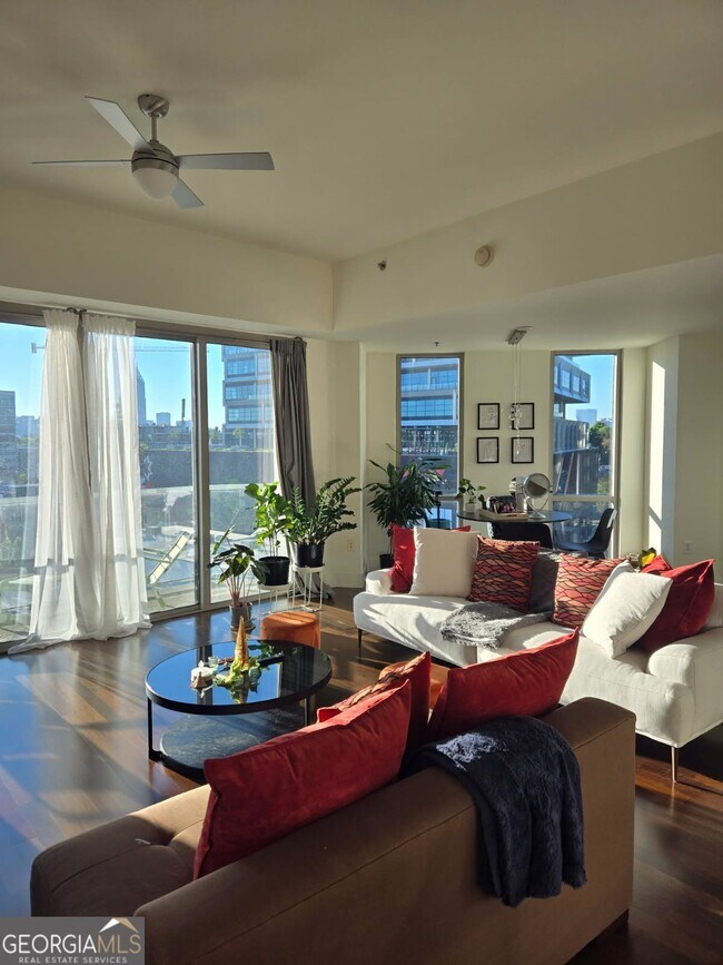 Building Photo - 1100 Howell Mill Rd NW