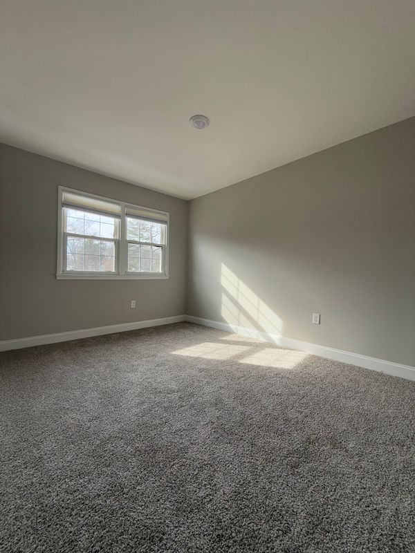 Building Photo - 2819 Banks Ct