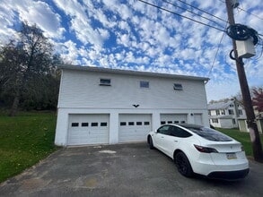 Building Photo - Charming 3-Bed Back House Retreat in Dalma...