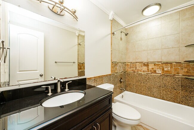 Building Photo - 2600 Trotters Walk Trail