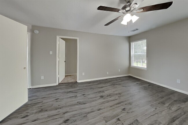 Building Photo - 3143 Rainpark Ln