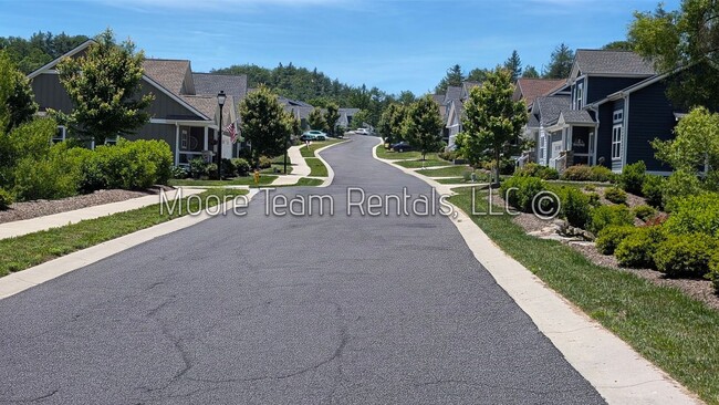 Building Photo - Beautifully Updated 3 Bedroom Home with Sunroom, Two-Car Garage, and Upscale Finishes