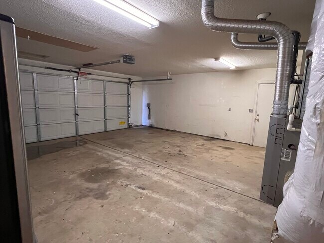 Building Photo - 4055 Flint Trail