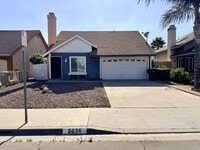 Building Photo - 2036 Orchard Dr