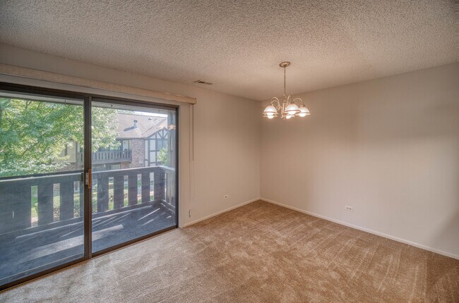 Building Photo - 8235 Poplar Ln