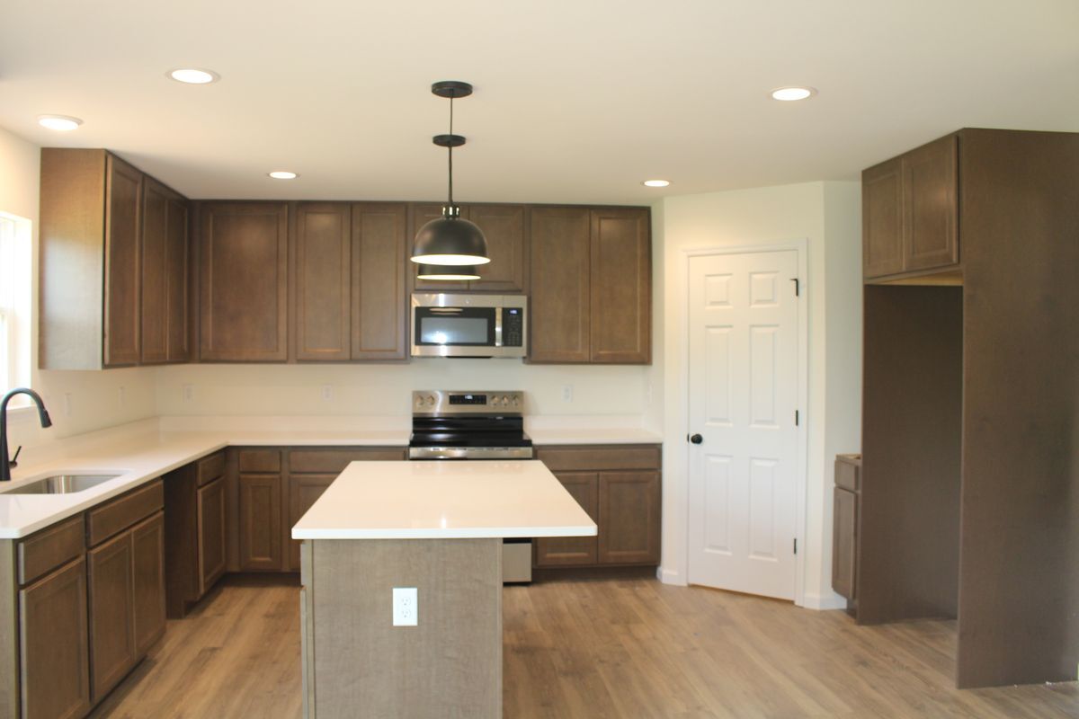Building Photo - 436 Sweetgrass Dr