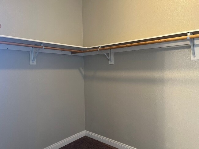 Building Photo - COMING SOON!! 4 bedrooms 2 bathroom home i...
