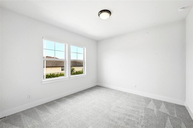 Building Photo - 8709 Lullwater Trl