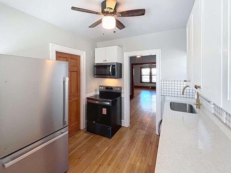 Building Photo - 1307 Edanola Ave