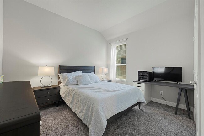 Building Photo - 8126 Lockridge Terrace Ln