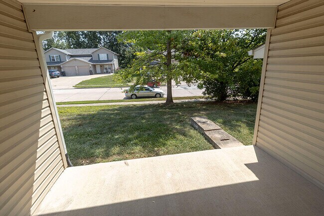 Building Photo - 1621 Citadel Dr