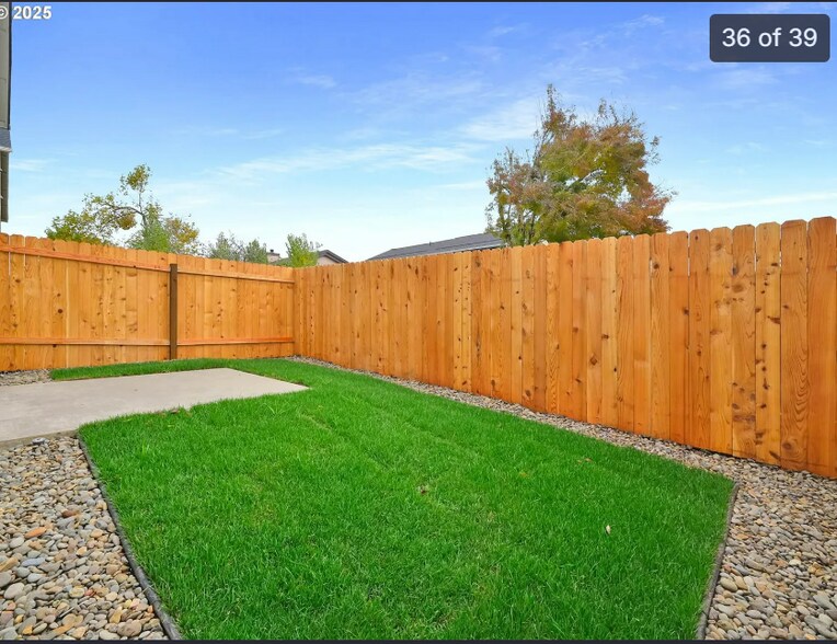 Building Photo - 4353 Kalmia St