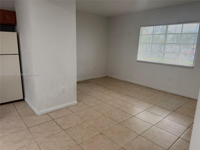 Building Photo - 7130 Rue Versailles Dr