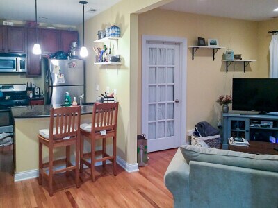 Building Photo - 3804 N Marshfield Ave