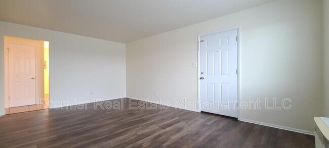 Building Photo - 4473 E Jewell Ave