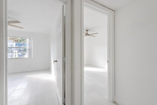 Building Photo - 108 Normandy Ln