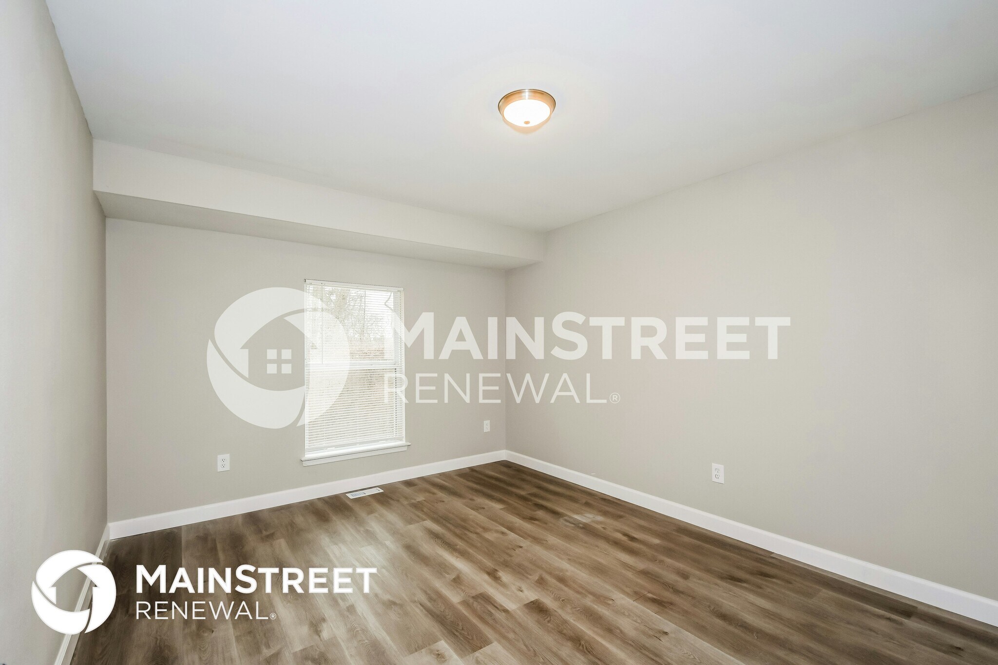 Building Photo - 5354 Trailview Dr